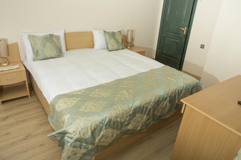 City Walls Hotel Baku Eksteriør billede